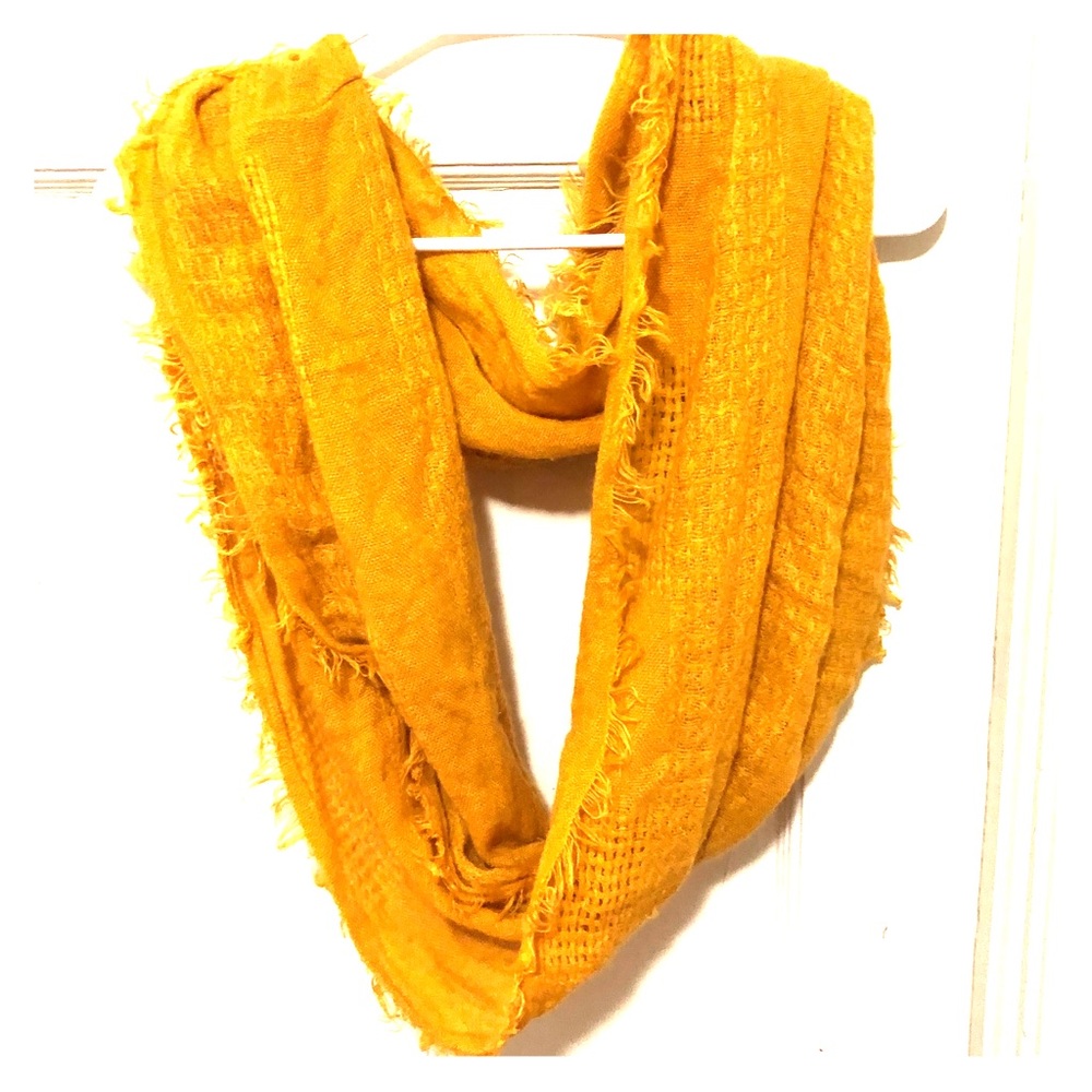✨4 for $20 Sale✨Mustard yellow infinity scarf